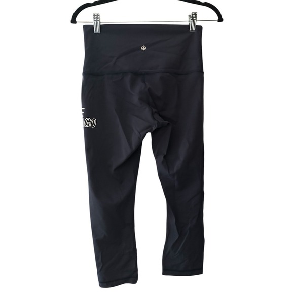 Lululemon SoulCycle Chicago Black High Rise Crop Leggings Size 6 - Picture 2 of 3